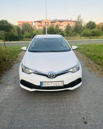 toyota łódzkie Toyota Auris cena 31700 przebieg: 345000, rok produkcji 2016 z Sieraków